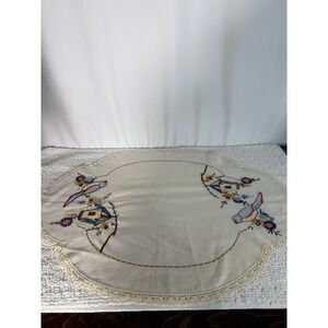 Vintage Embroidered Table Runner Birds Floral Lace Trim Farmhouse Kitchen Decor